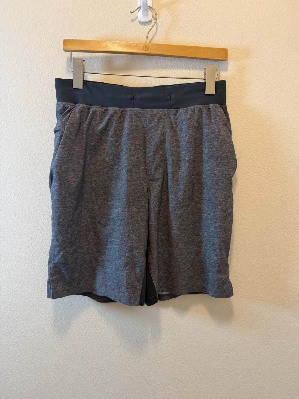 Lululemon T.H.E. Short Space Dye Gray Athletic Training Gym Shorts Medium
